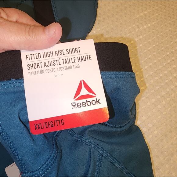 REEBOK NWT MENS SIZE XXL FITTED HIGH RISE SHORTS - Picture 4 of 7